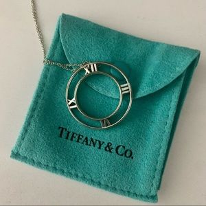 Tiffany & Co large Atlas pendent with chain. Sterling silver